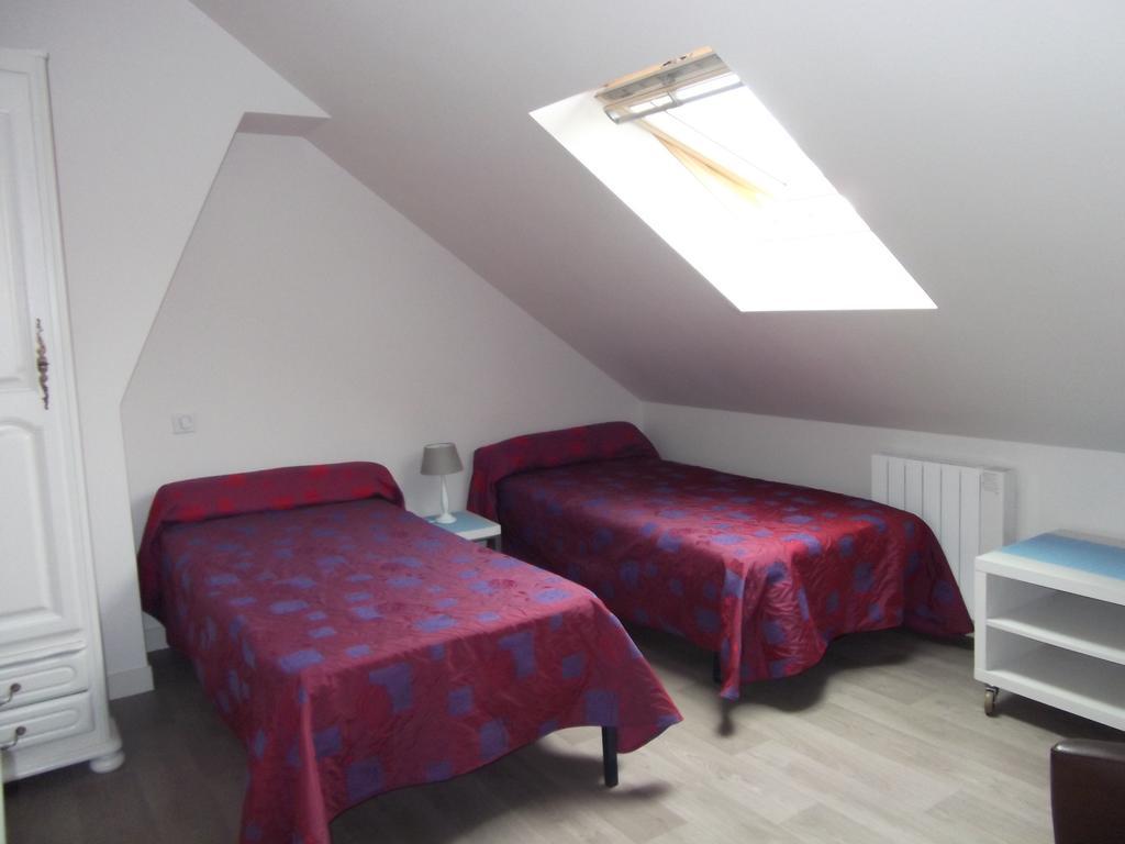 Le Logis Des Grenouilles- Gîtes Lamballe Extérieur photo